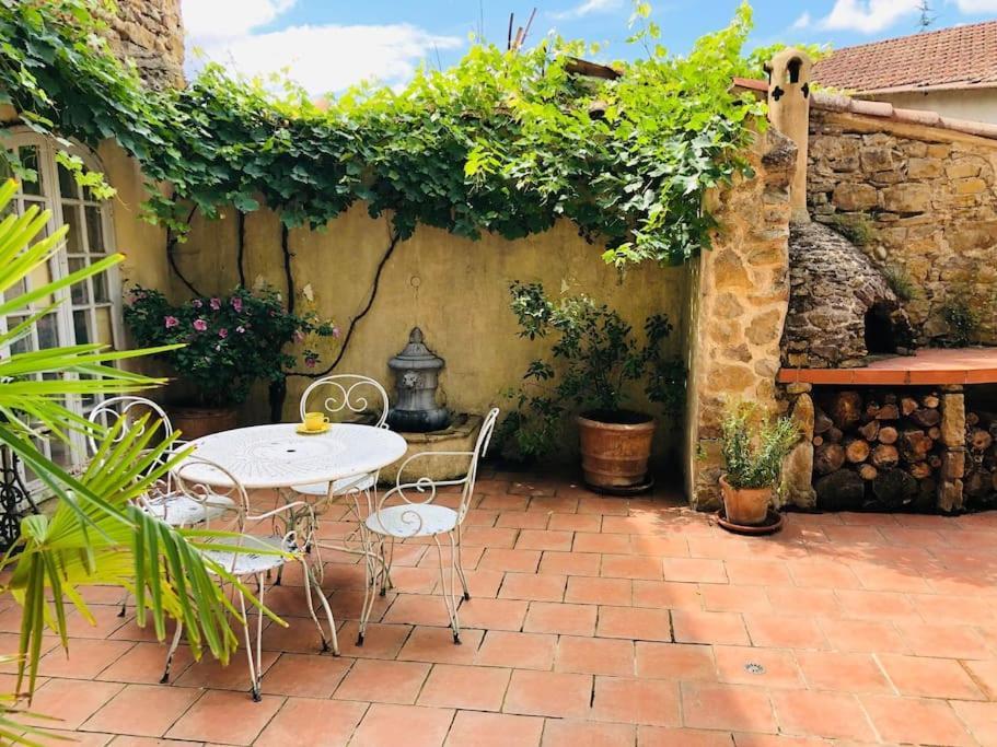 La Maison De Mama C: Charming French Village Home Sainte-Colombe-sur-lʼHers Zewnętrze zdjęcie